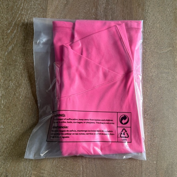 🍀 Offline by aerie | LIKE NEW!! REAL ME High Waisted Crossover Flare Leggings - Picture 13 of 13